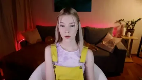 litl_Mia webcam model stream image