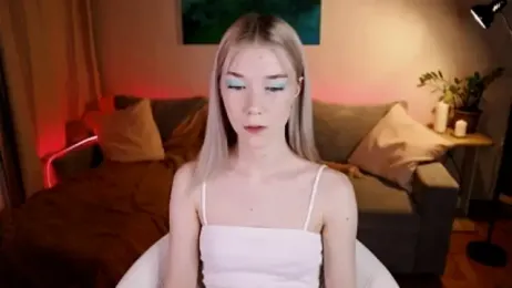 litl_Mia webcam model stream image