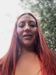 Scarlett_tour webcam model stream image