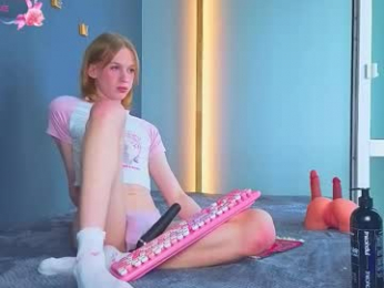 oliviaapink webcam model stream image