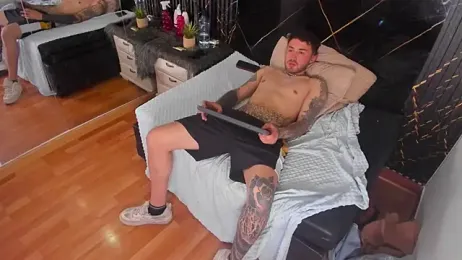 BodyInkDesire webcam model stream image