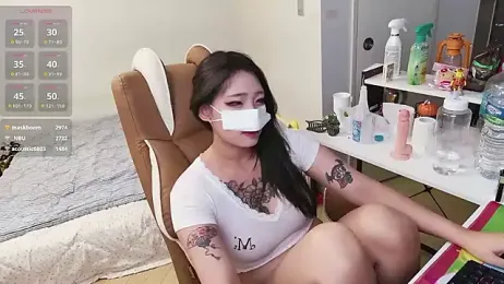 Milk_Sola webcam stripchat model stream image