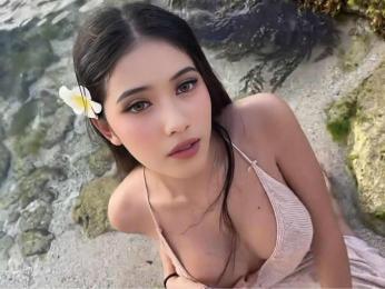 NayumiMadrigal webcam model stream image