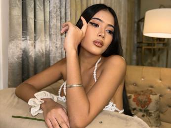 NayumiMadrigal webcam model stream image