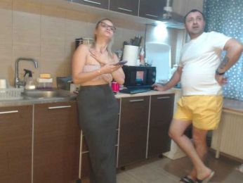 RuxandraDanny webcam model stream image