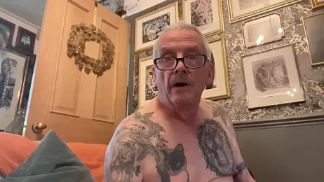 poggles webcam model stream image