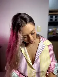 Im_sophiie webcam model stream image