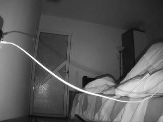 voyeurcam-charmhellen-kitchen webcam model stream image