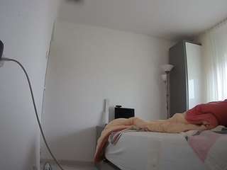 voyeurcam-charmhellen-kitchen webcam camsoda model stream image