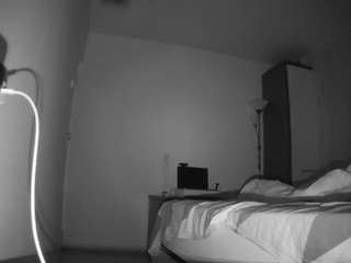 voyeurcam-charmhellen-kitchen webcam model stream image