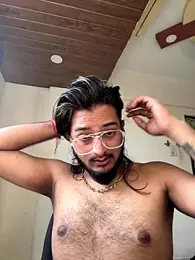 Seenu2199 webcam model stream image