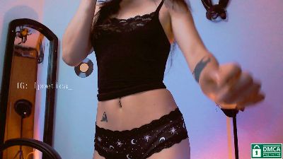 Poetica_ webcam model stream image