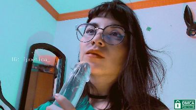 Poetica_ webcam model stream image
