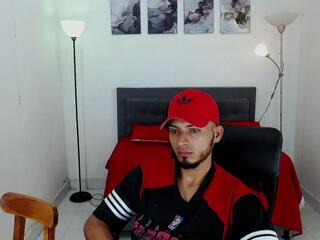 Thomas Cuper webcam model stream image