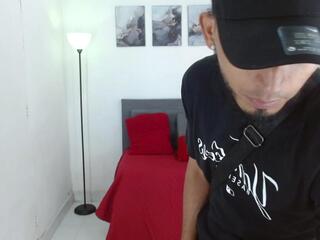 Thomas Cuper webcam model stream image