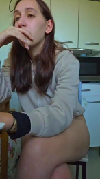 Ecolieresexy09 webcam model stream image
