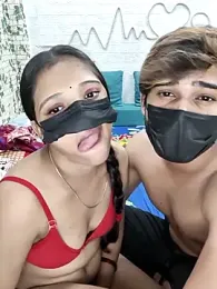 Aahanaaa webcam model stream image