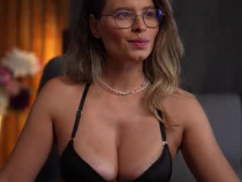 brandywhite webcam model stream image