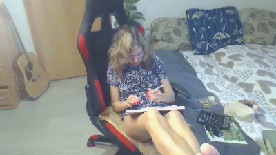MystikLoly webcam model stream image
