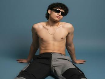 KaiiBossman webcam model stream image