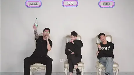 OUBA-boys webcam model stream image