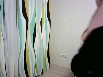 LovelyEmily webcam bongacams model stream image