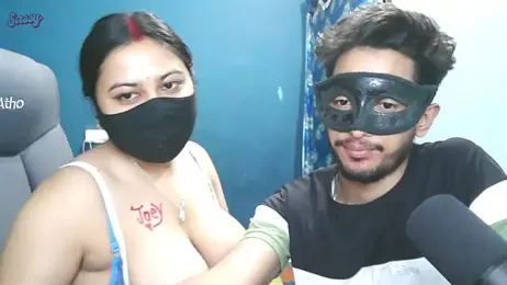 SassyWildCouple webcam model stream image