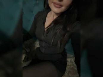 RoyalMinds webcam model stream image