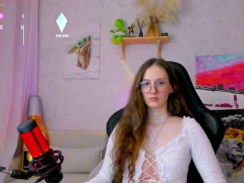 KiraRumGirl webcam bongacams model stream image