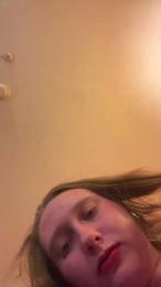 Roxannestunna webcam cam4 model stream image