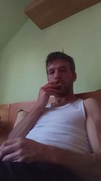 Disfrutandohot webcam model stream image