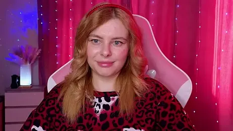 Day-off webcam model stream image
