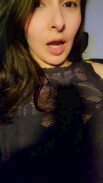 Roxannepiggy webcam model stream image