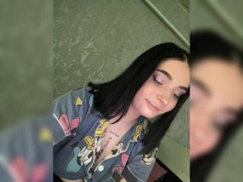 Aliska22 webcam model stream image