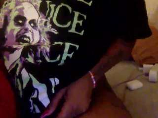 yveshawty webcam model stream image