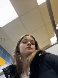 KittyQueeny webcam model stream image