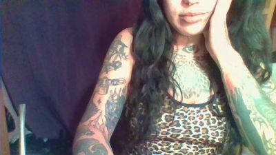 Gatitatristee webcam model stream image