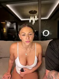 SexOnMyLvL webcam model stream image
