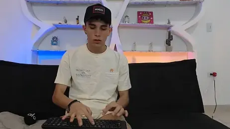 THREE_GUYS_HOT webcam model stream image