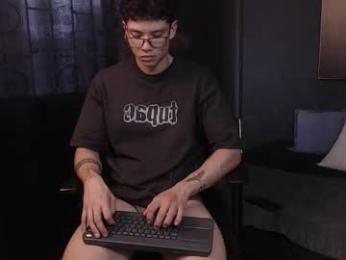 magic_boy01 webcam model stream image