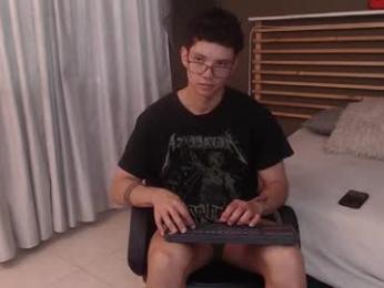 magic_boy01 webcam model stream image