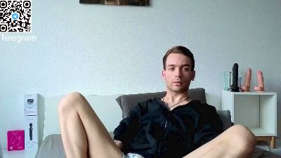 boylove223 webcam model stream image