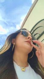 SarahRusso webcam model stream image