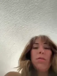 MommyGambit webcam model stream image