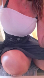 Ywett_Doll webcam model stream image