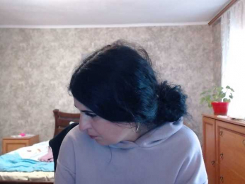 KristiWhite webcam bongacams model stream image