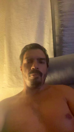 luis00es webcam model stream image