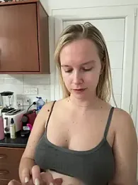 Ellie-rosee webcam model stream image