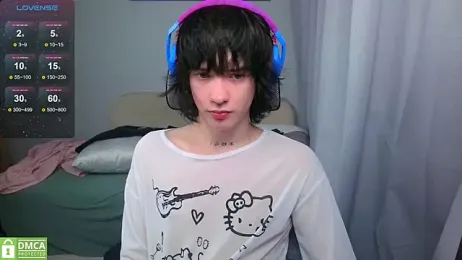 LeonBoykisser webcam model stream image