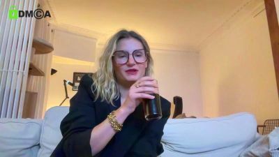 BlondyFever webcam cam4 model stream image